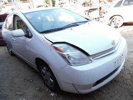 2005 Toyota Prius White 1.5L AT #Z23465